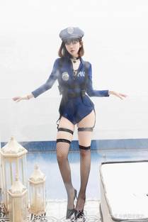执笔 海报